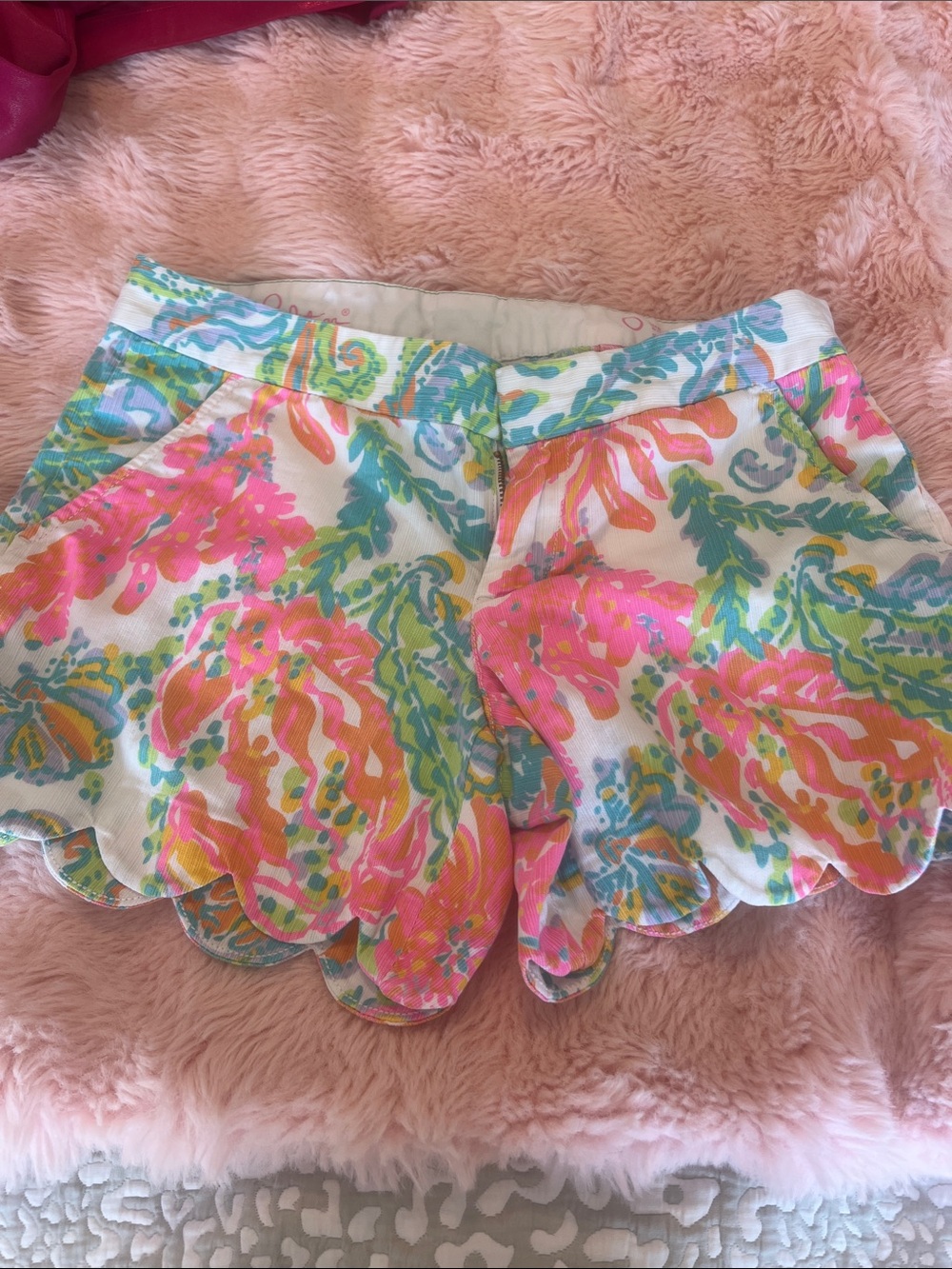 Lilly Pulitzer buttercup short. Sz 0